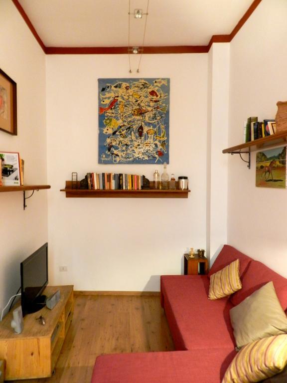 Modern Flat Cavour Appartement Naples
